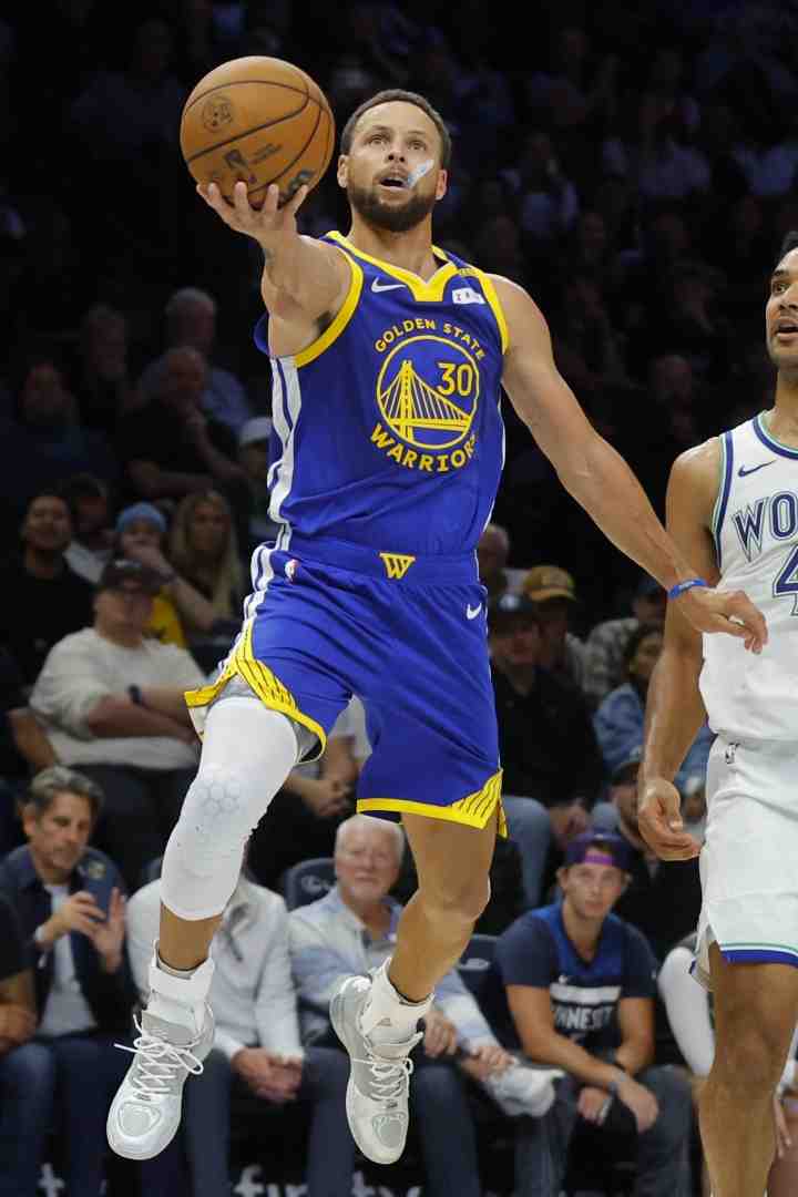 科尔：赛前设计战术将戈贝尔调离禁区 库里有空间后出现大量空位